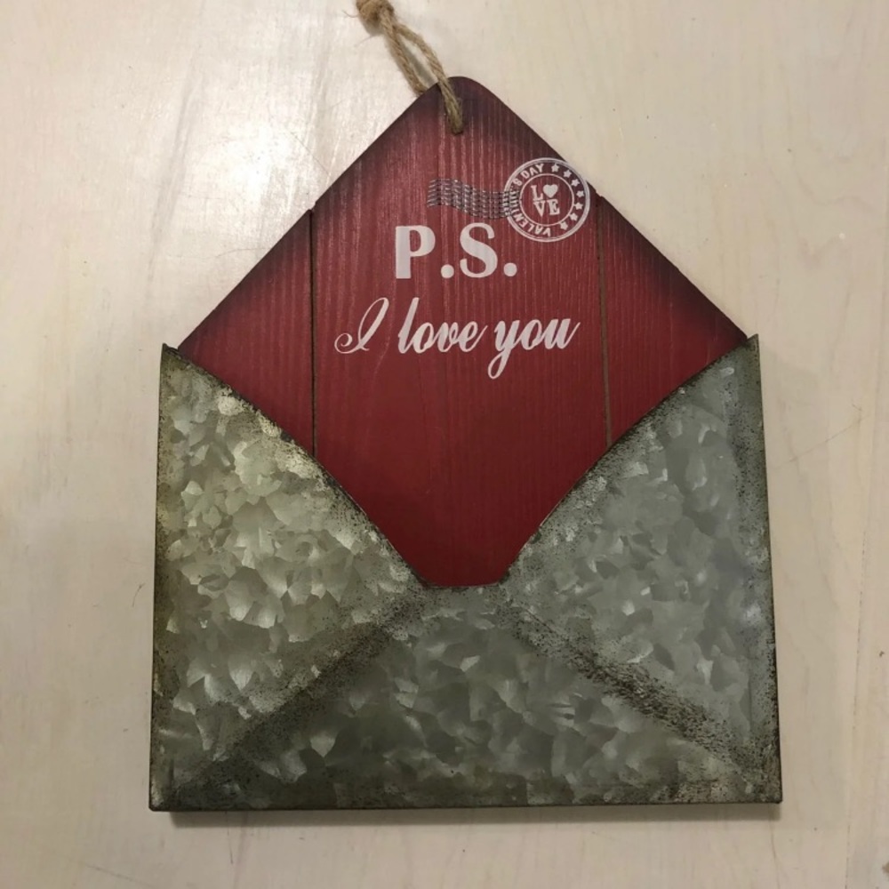 Valentine’s Day decor